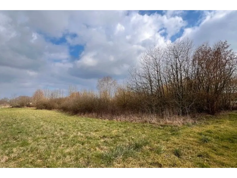 Terrain à bâtir à Pontoise-lès-Noyon