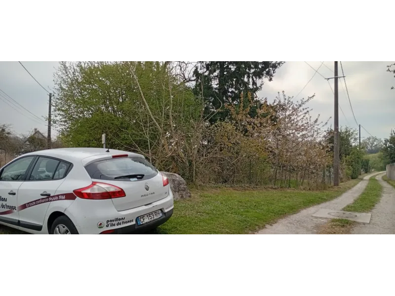 Terrain à bâtir à Hartennes-et-Taux