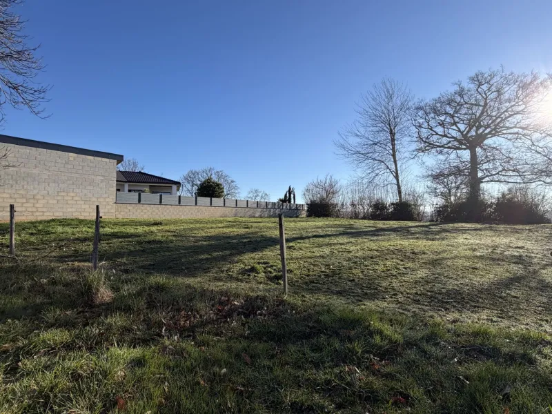 Terrain à bâtir à Sansac-de-Marmiesse