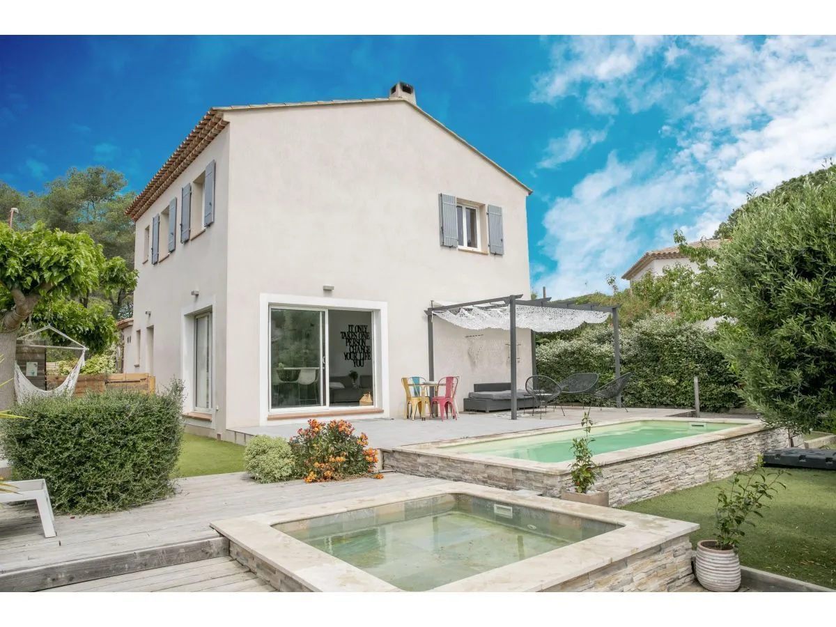 Maison neuve 90 m² à Sarrians (84260)