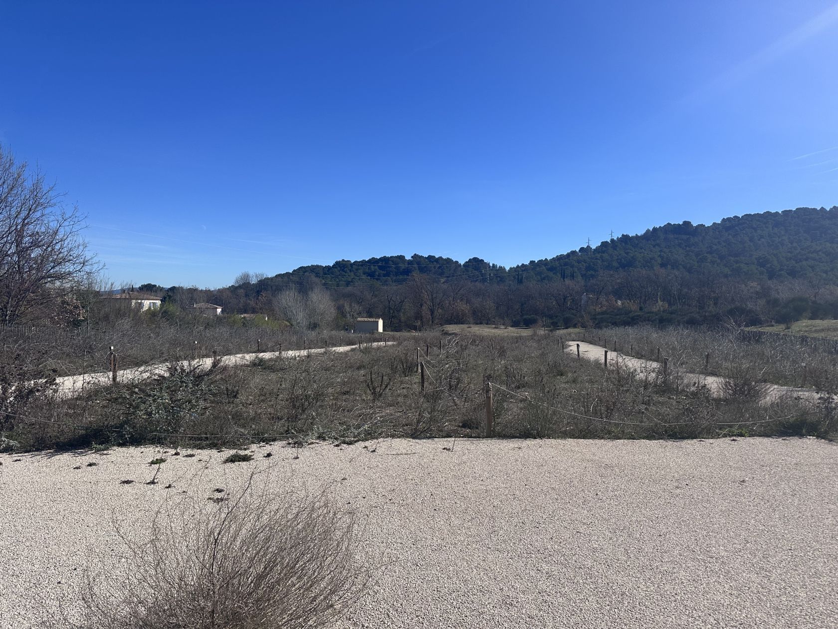 Terrain à bâtir 558 m² au Puy-Sainte-Réparade (13610)