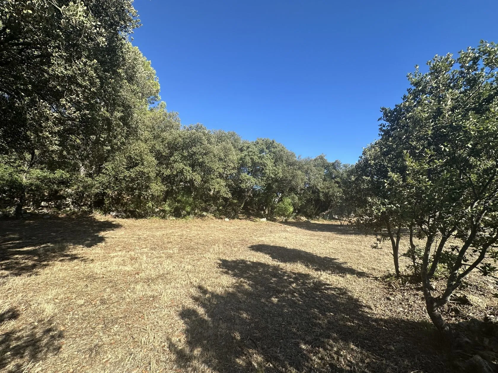 Terrain à bâtir 642 m² à Jouques (13490)
