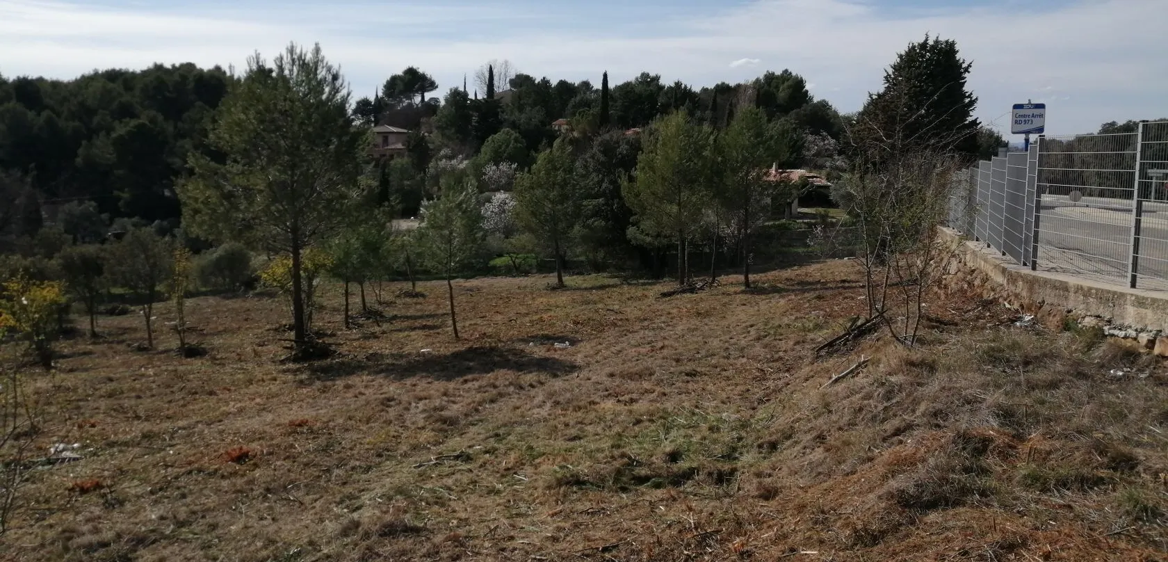 Terrain à bâtir 3750 m² à La Bastidonne (84120)