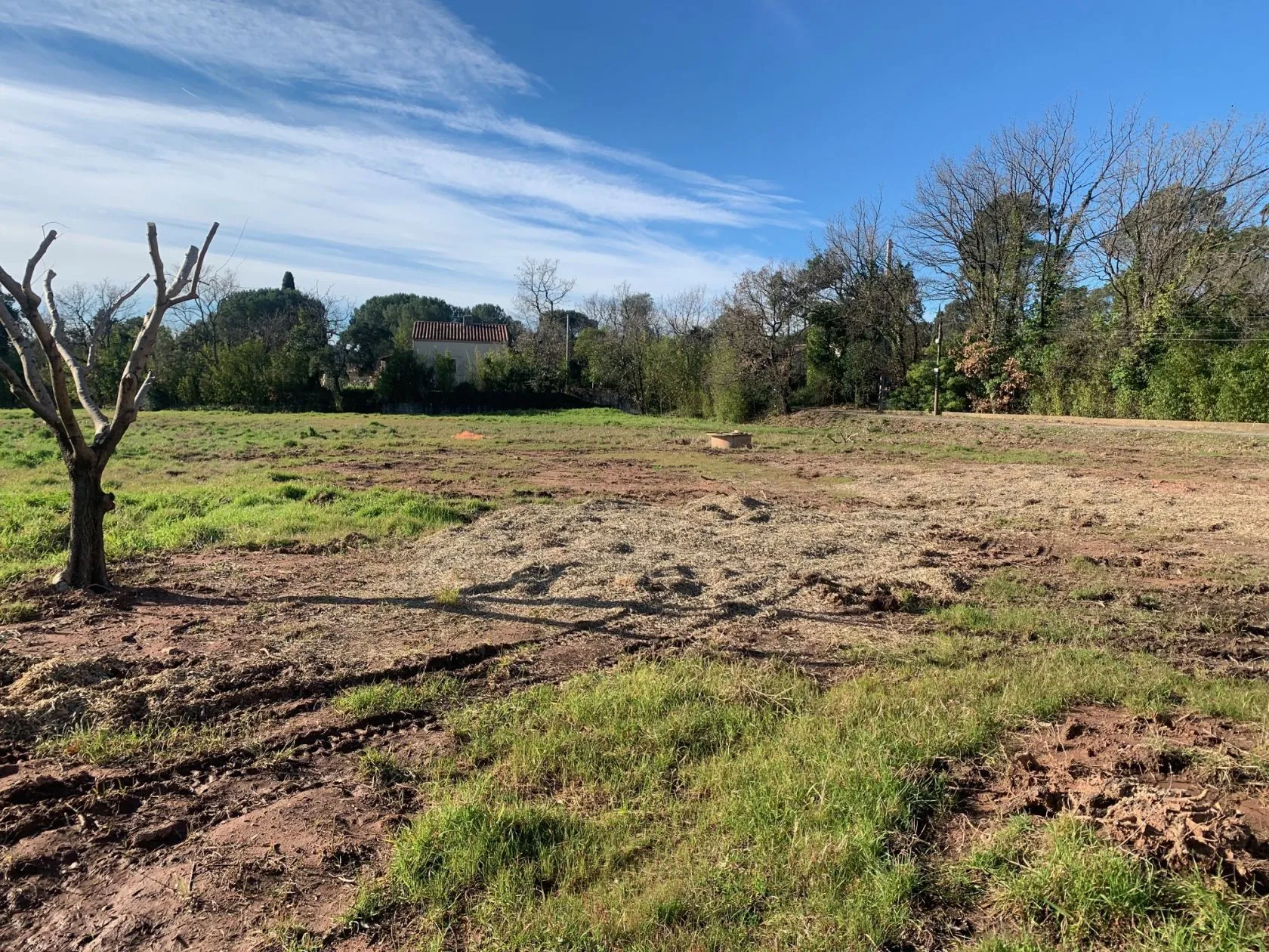 Terrain à bâtir 697 m² à Puget-sur-Argens (83480)