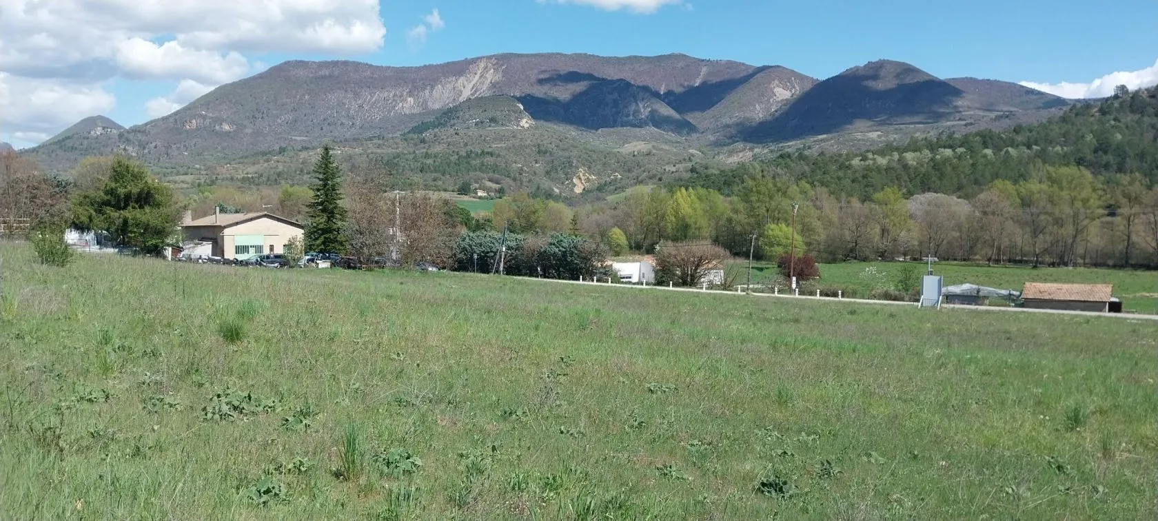 Terrain à bâtir à Thoard