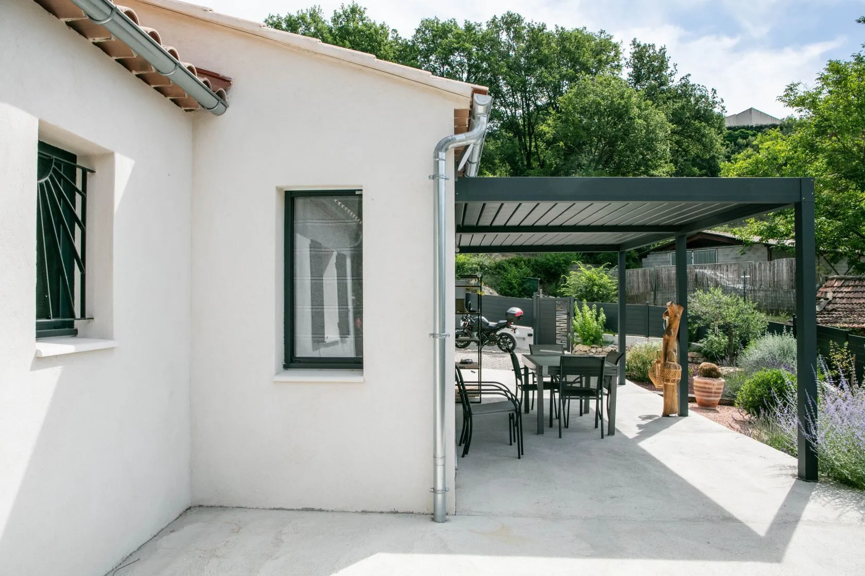Maison neuve 95 m² à Saint-Saturnin-lès-Avignon (84450)