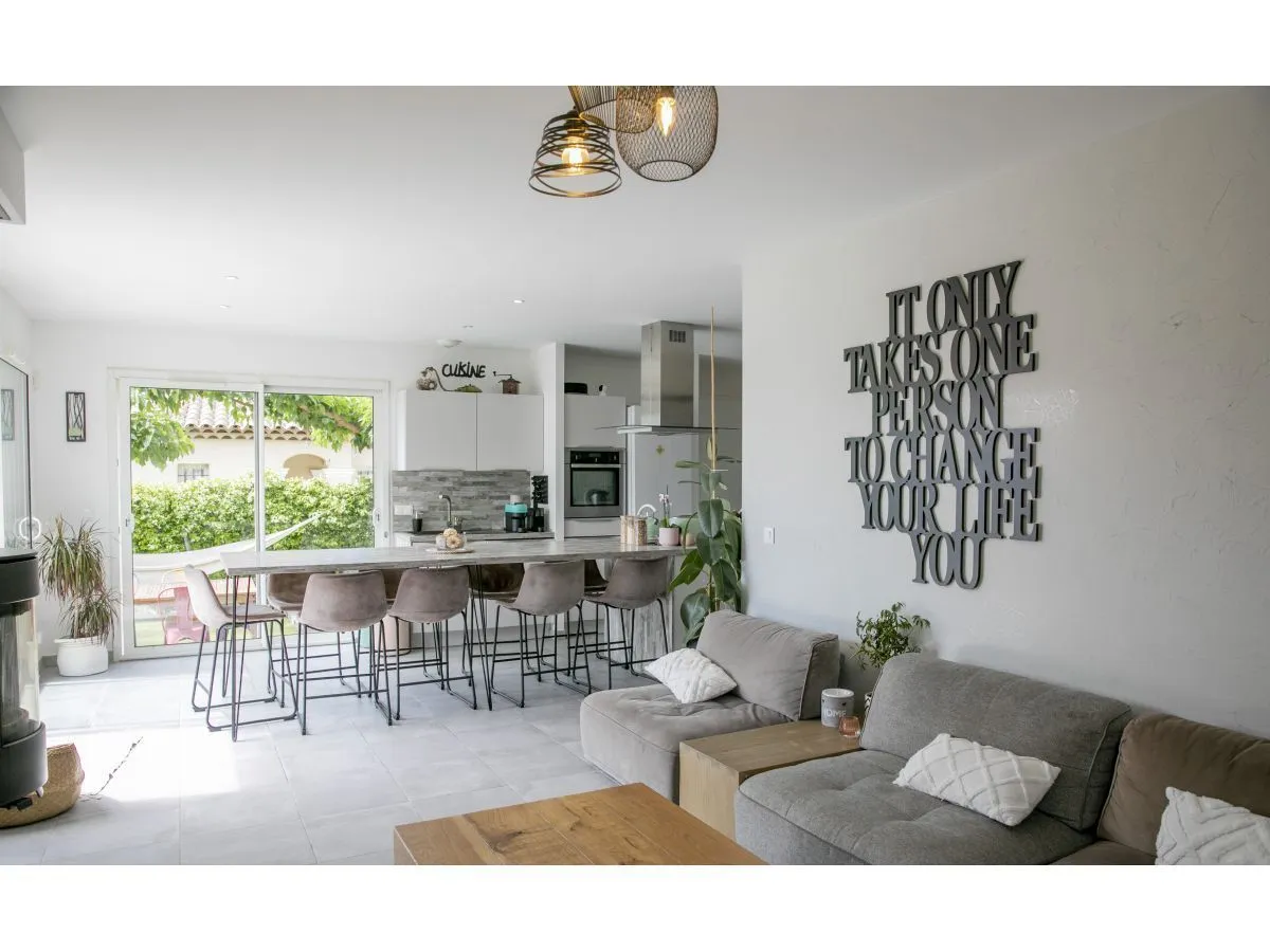 Maison neuve 99 m² à Lauris (84360)
