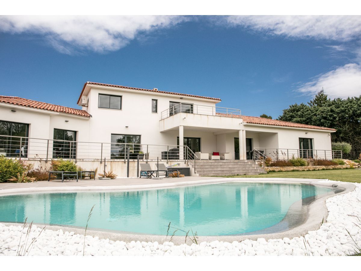 Maison neuve 125 m² à Saint-Rémy-de-Provence (13210)