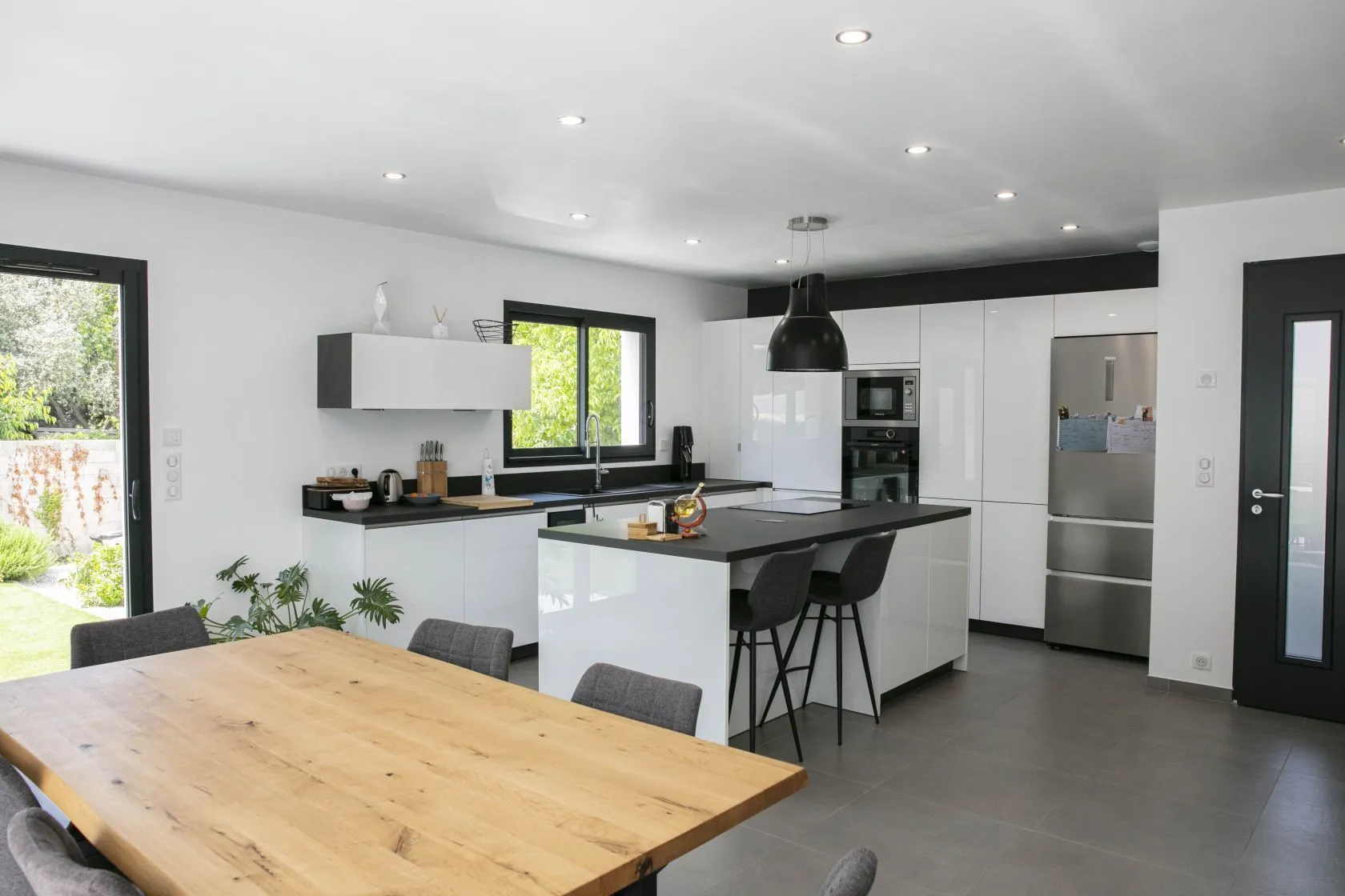Maison neuve 125 m² à Sainte-Cécile-les-Vignes (84290)