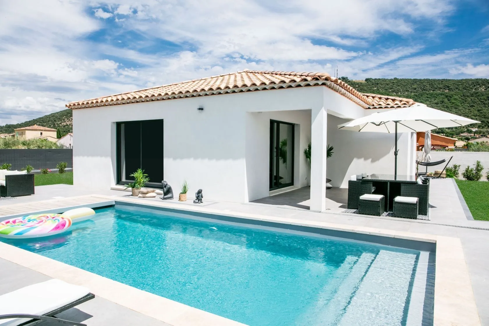 Maison neuve à Mazan