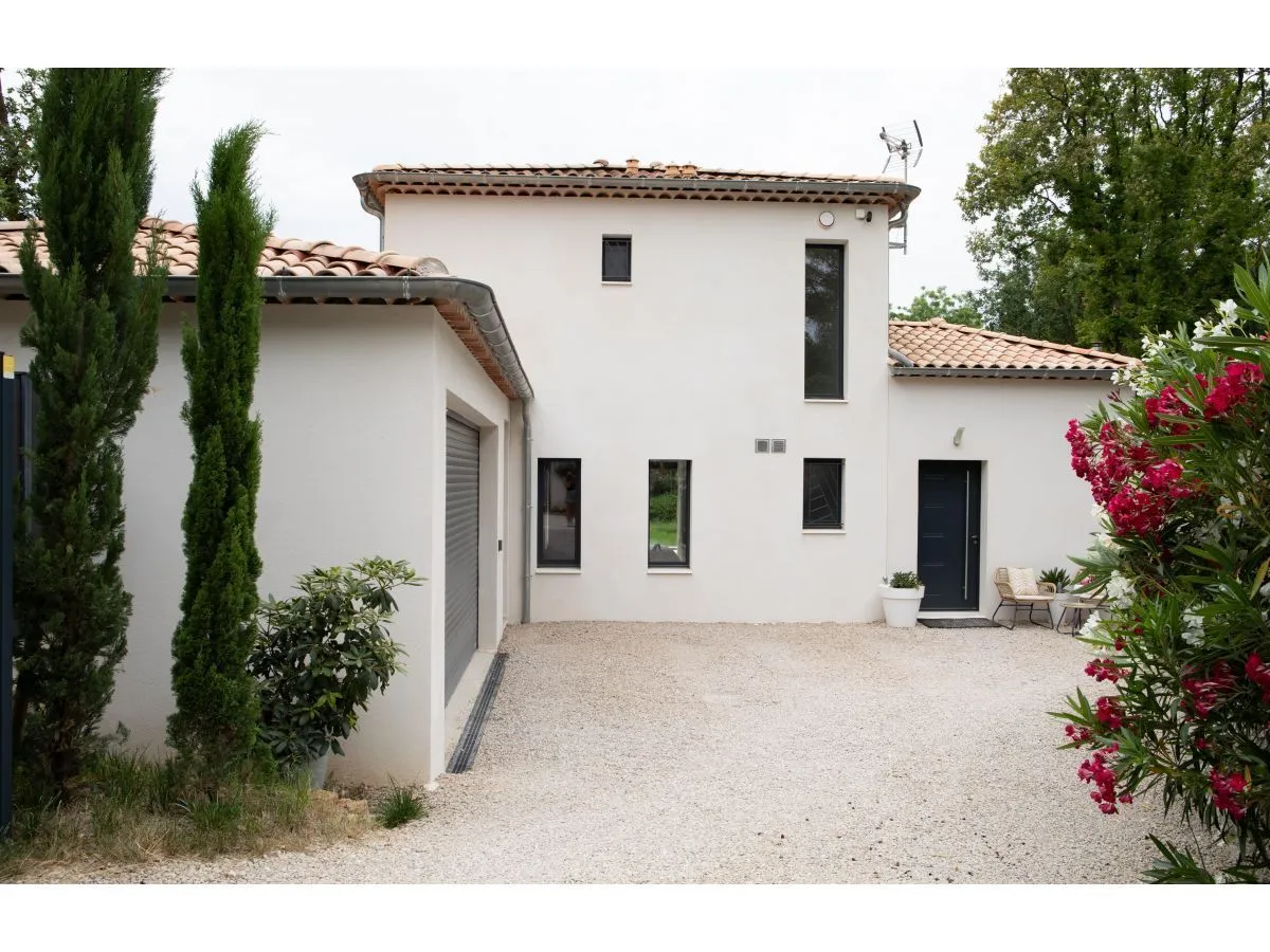 Maison neuve 113 m² à Châteauneuf-de-Gadagne (84470)