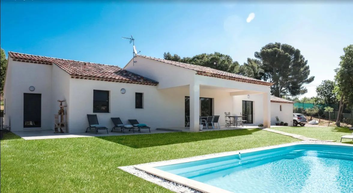 Maison neuve 105 m² à Cheval-Blanc (84460)