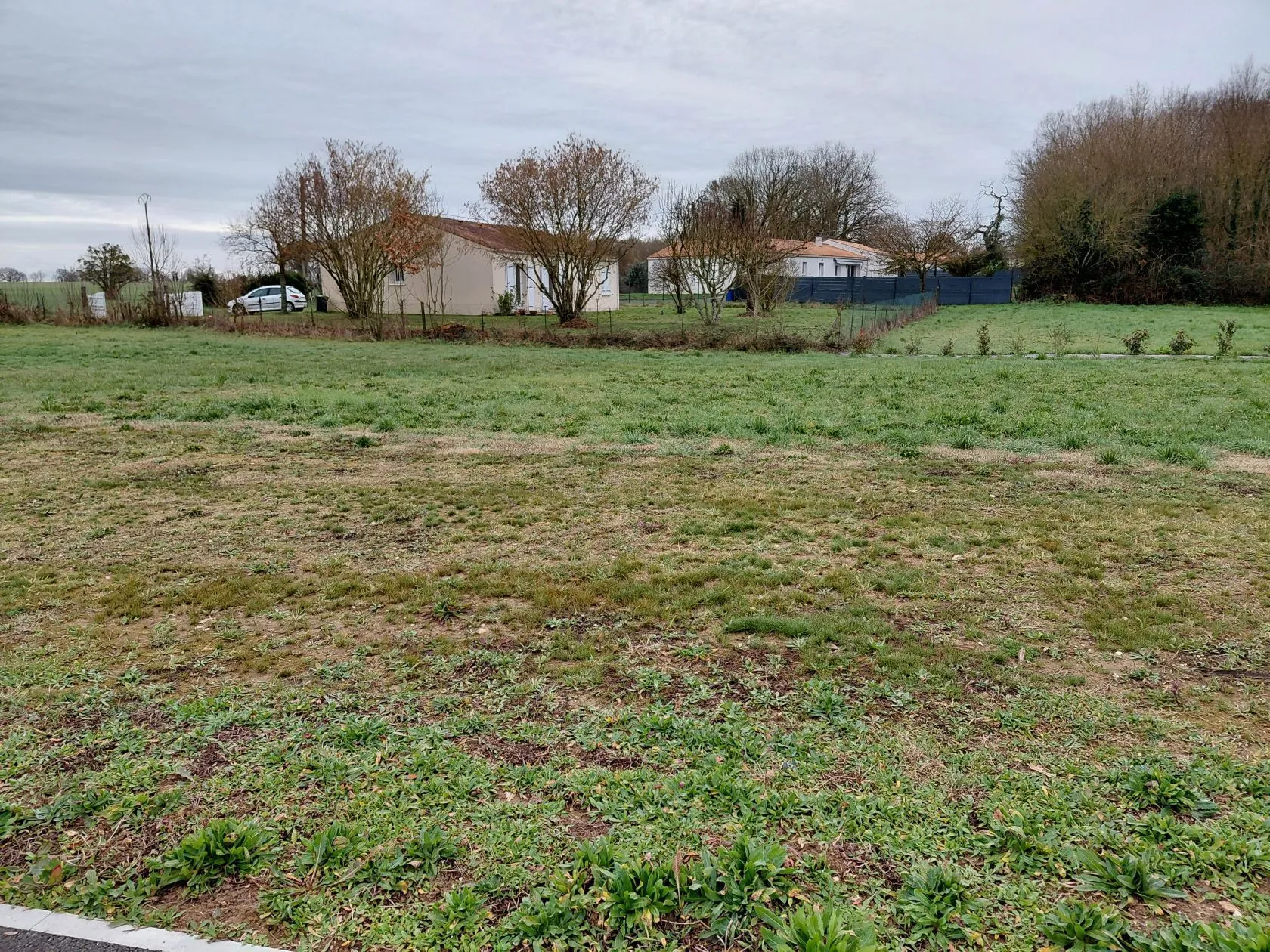 Terrain à bâtir 567 m² à Saint-Georges-des-Coteaux (17810)