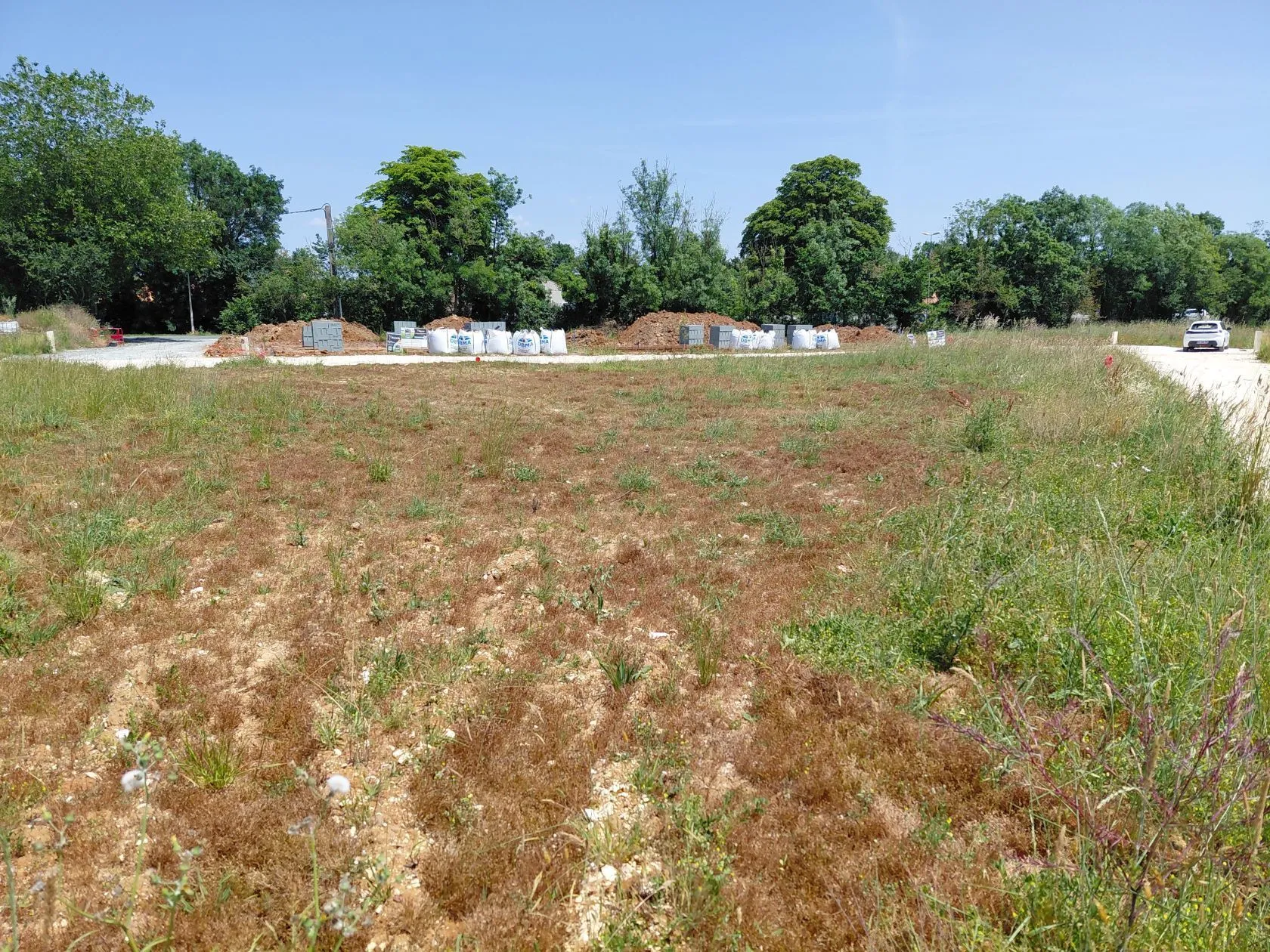 Terrain à bâtir 426 m² à Saint-Hippolyte (17430)