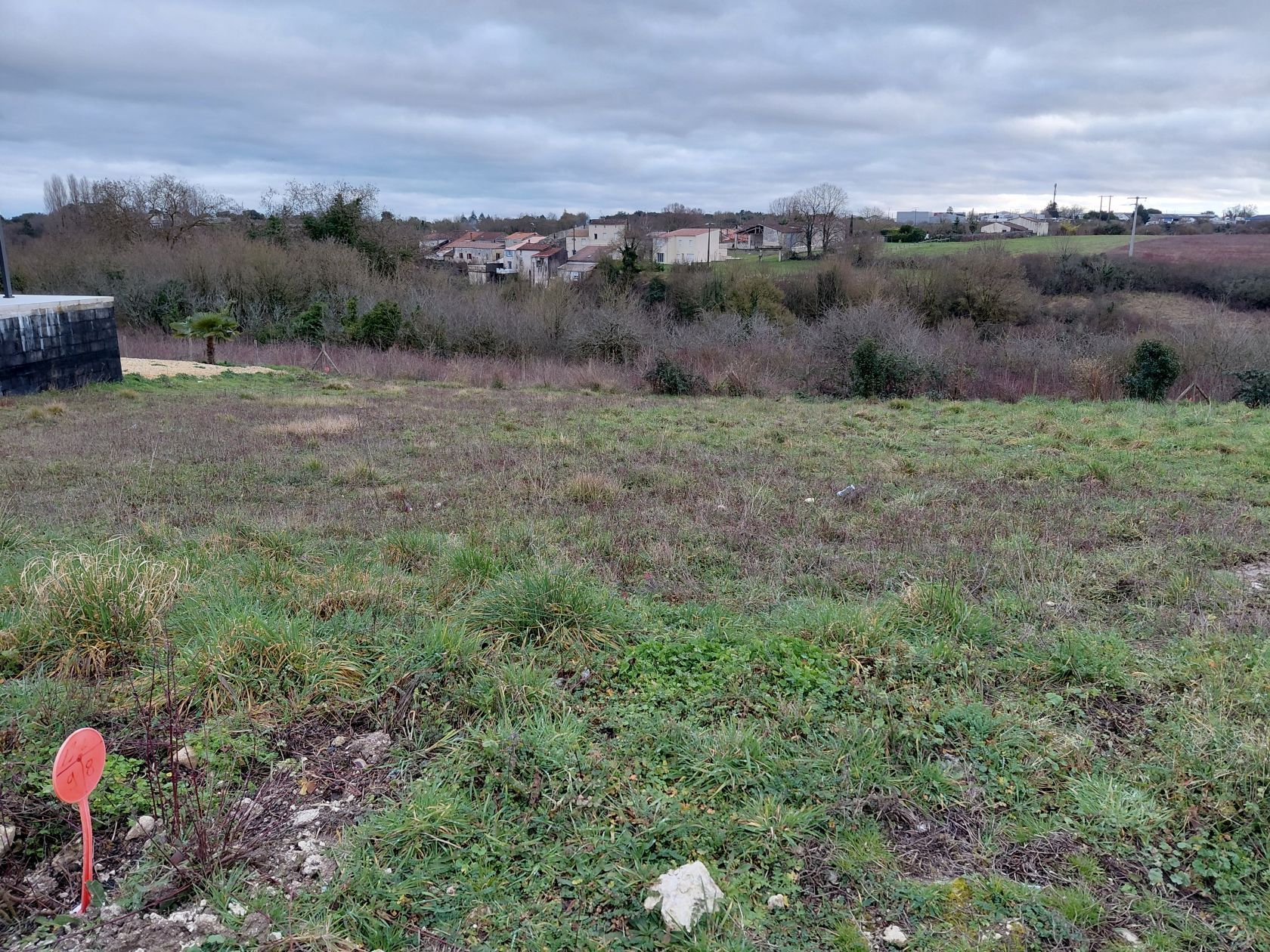 Terrain à bâtir 435 m² à Saintes (17100)