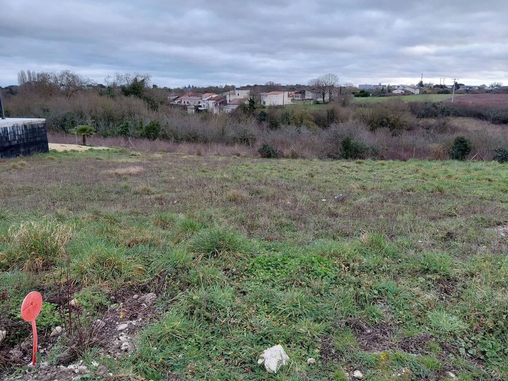 Terrain à bâtir 435 m² à Saintes (17100)