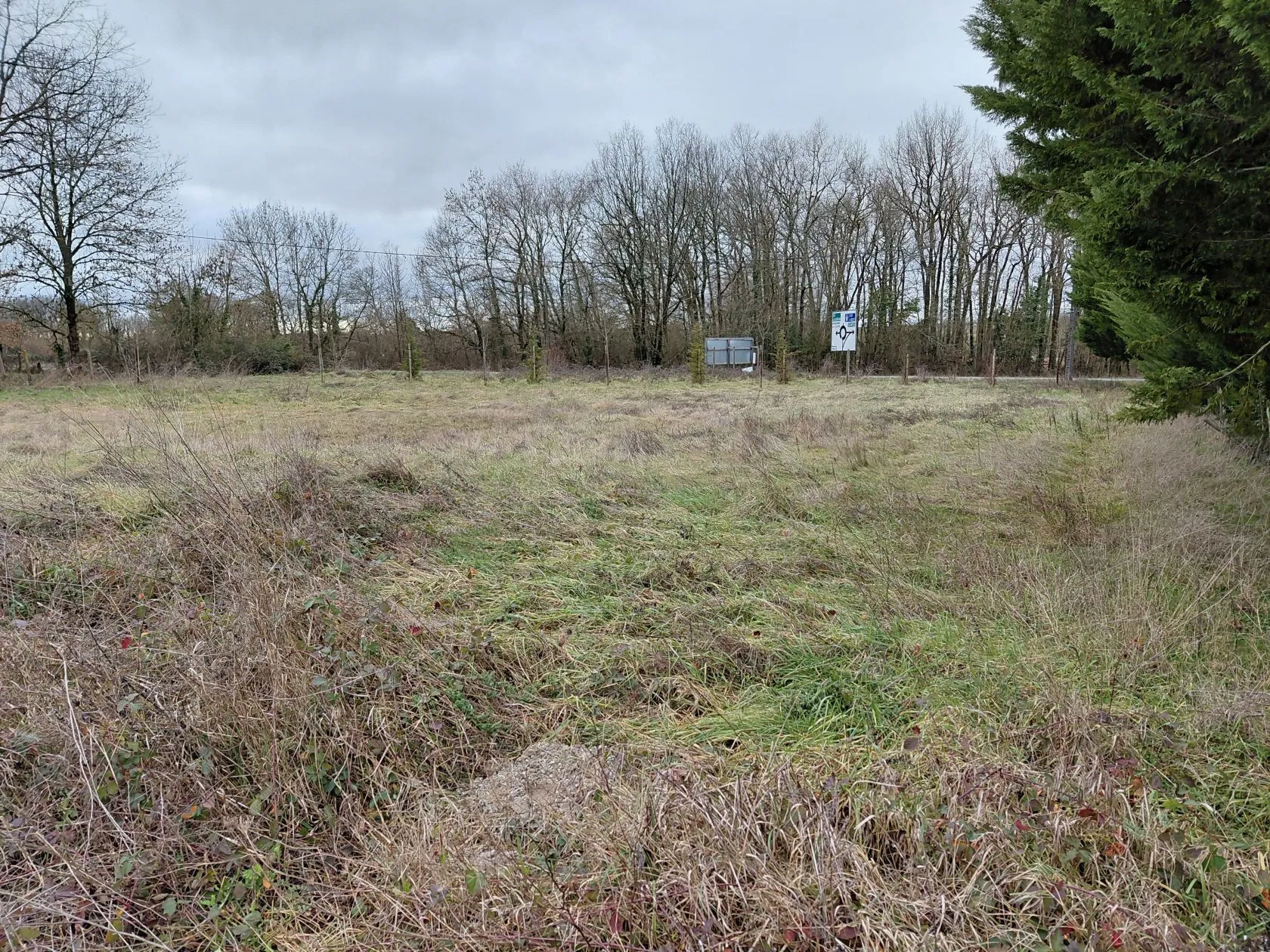 Terrain à bâtir 1124 m² à Saintes (17100)
