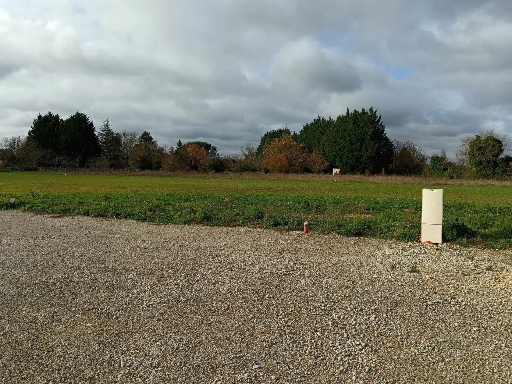 Terrain à bâtir 762 m² à Saint-Sever-de-Saintonge (17800)