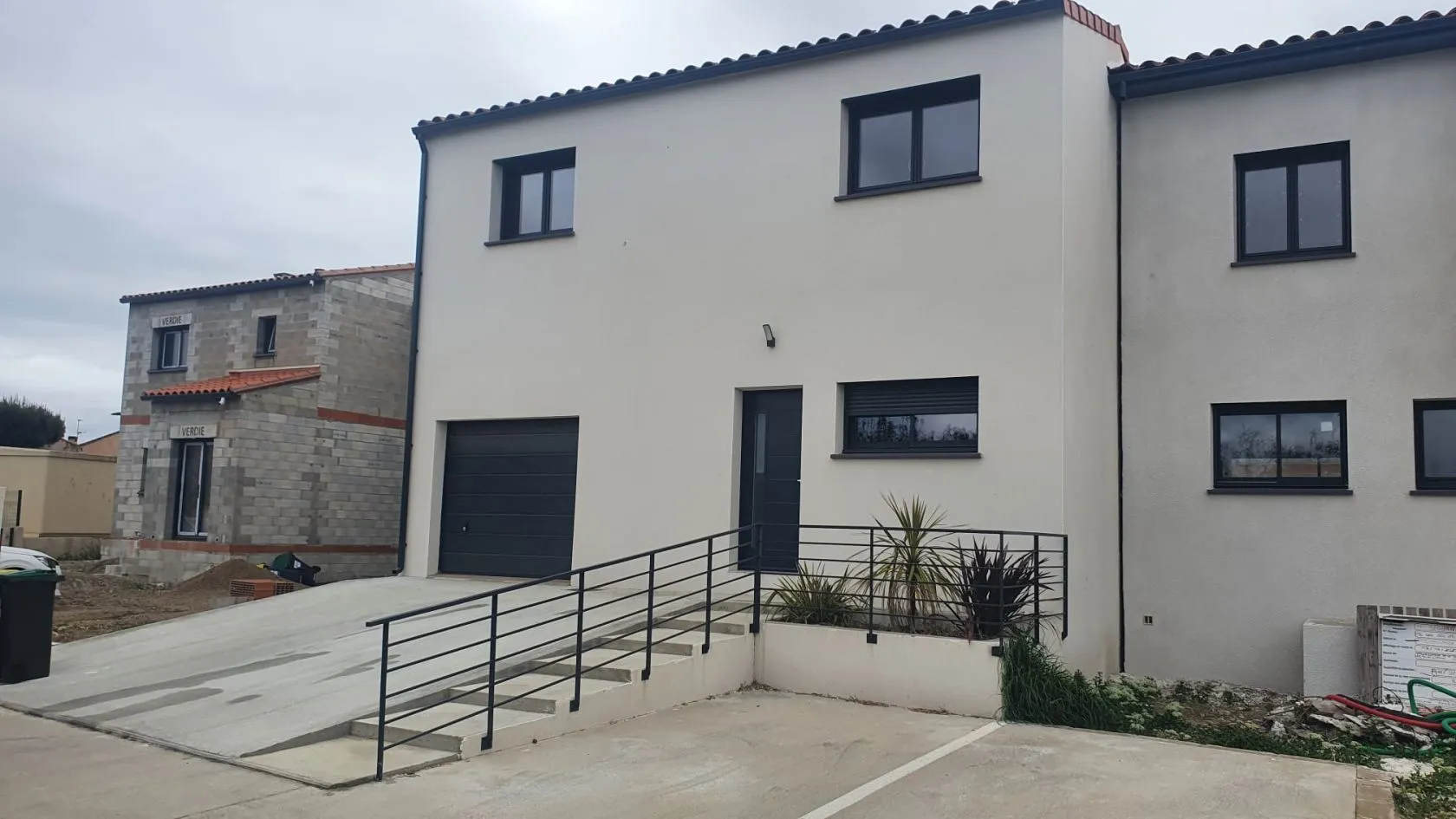 Maison neuve à Taillet