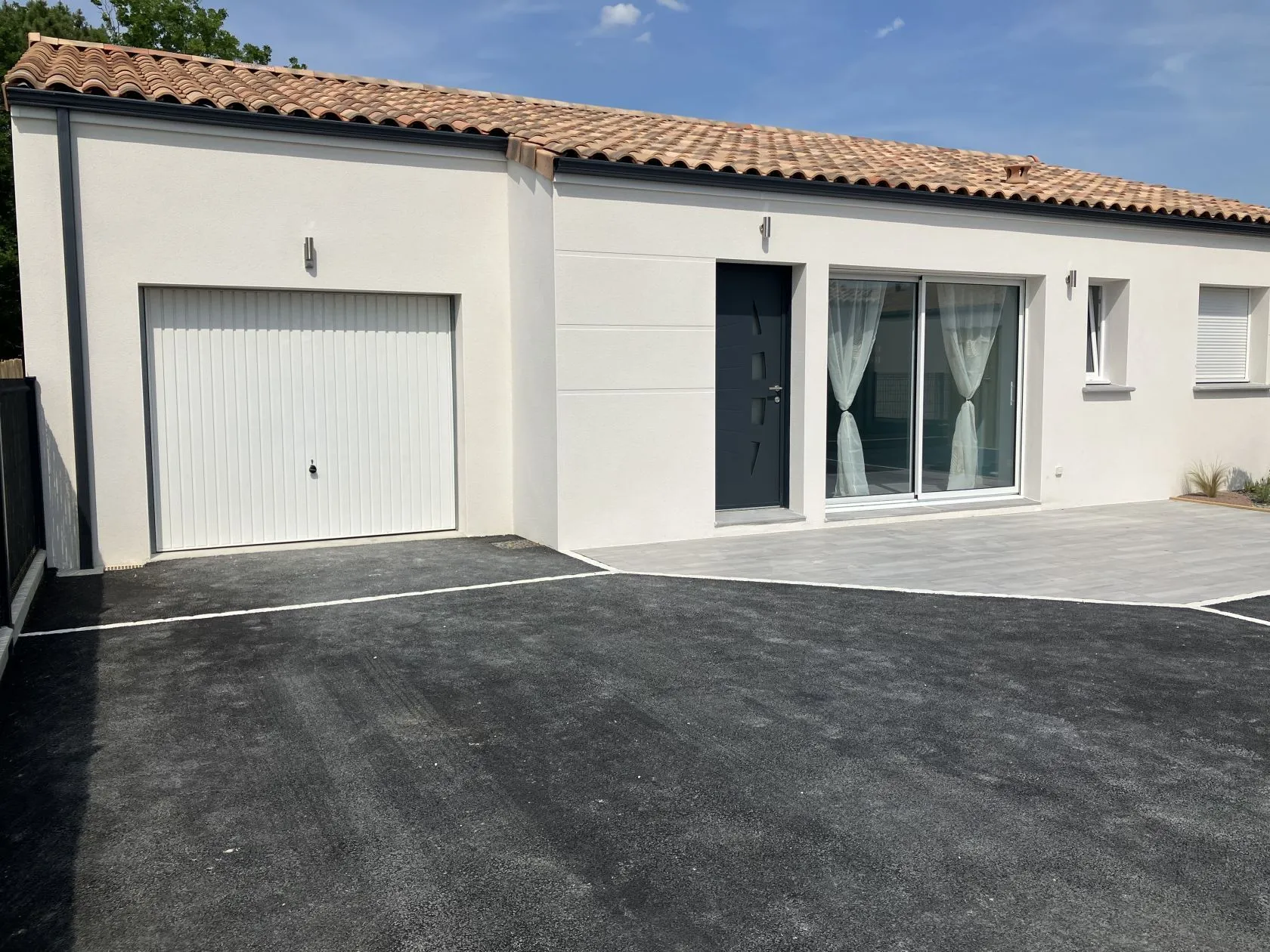 Maison neuve 80 m² à Saint-Romain-de-Benet (17600)