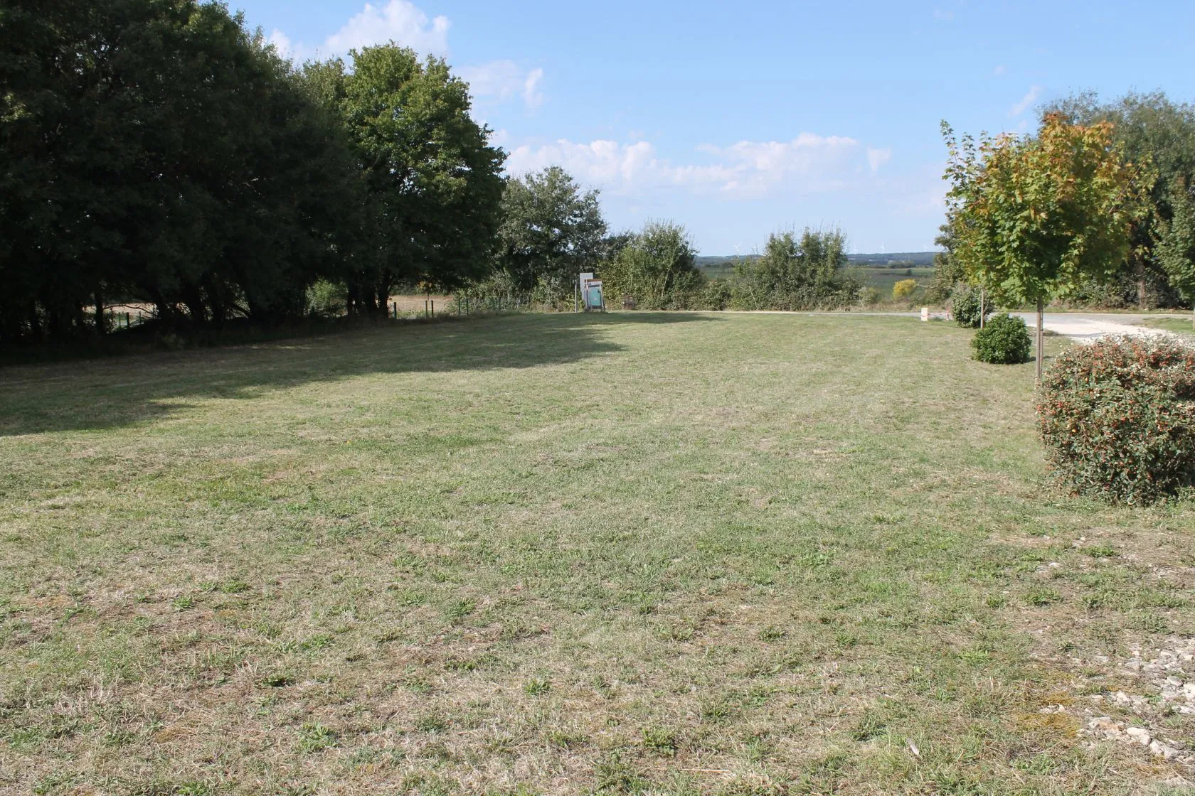 Terrain à bâtir 831 m² à Verteuil-sur-Charente (16510)