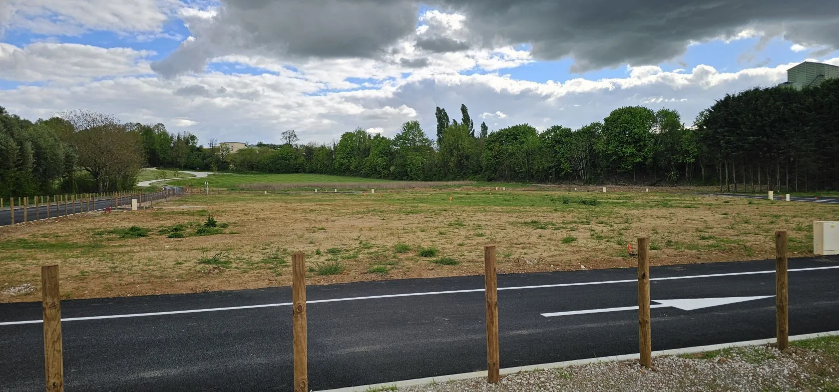 Terrain à bâtir 625 m² à Mansle (16230)