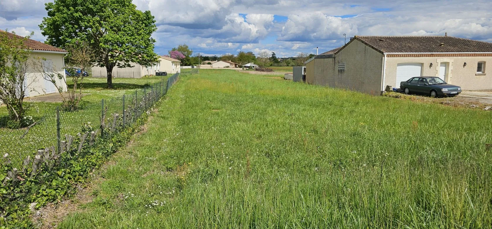 Terrain à bâtir 1290 m² à Vindelle (16430)
