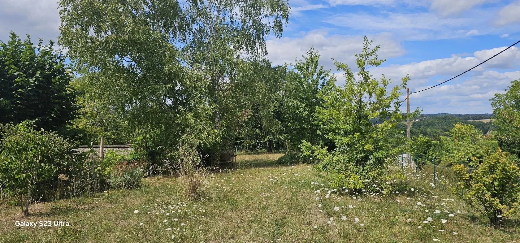 Terrain à bâtir 1200 m² à Montbron (16220)