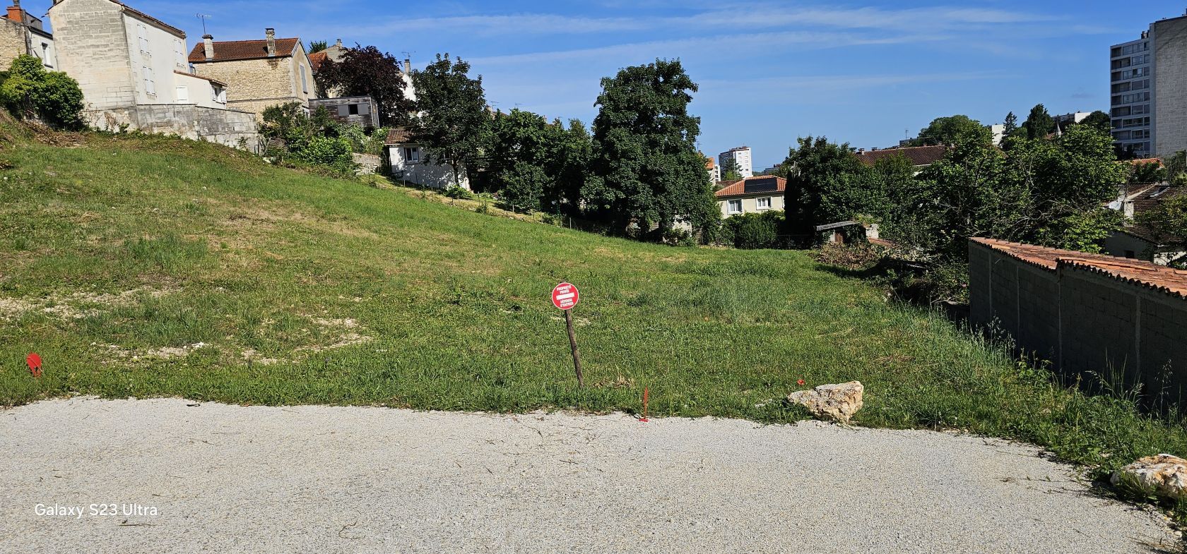 Terrain à bâtir 350 m² à Angoulême (16000)