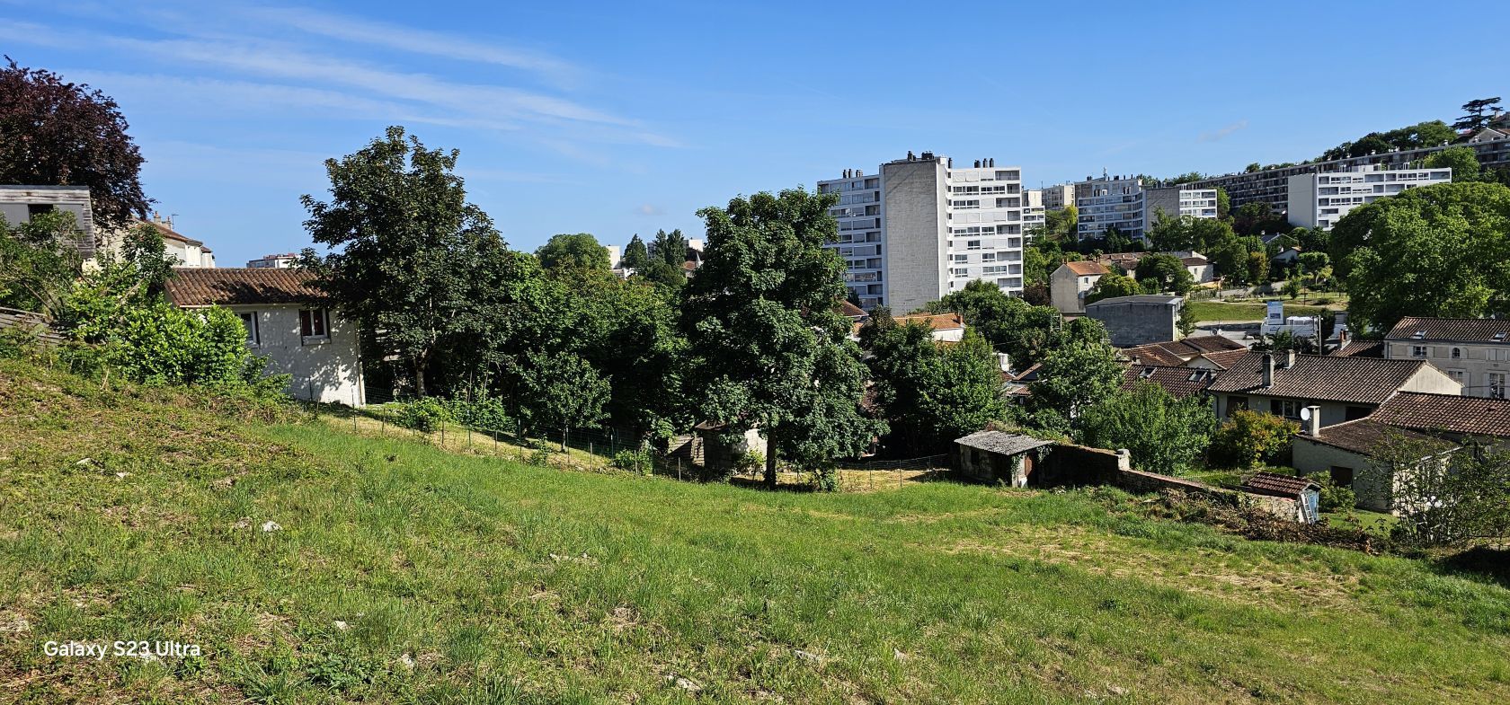 Terrain à bâtir 350 m² à Angoulême (16000)