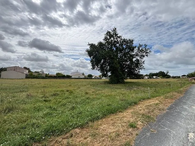 Terrain à bâtir 382 m² à Médis (17600)