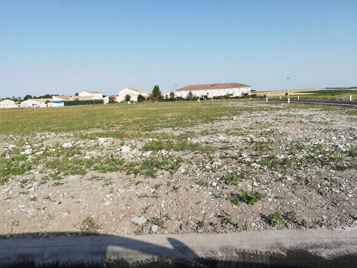 Terrain à bâtir 674 m² à Médis (17600)