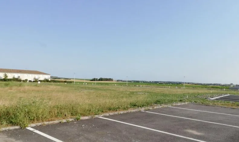 Terrain à bâtir 678 m² à Médis (17600)
