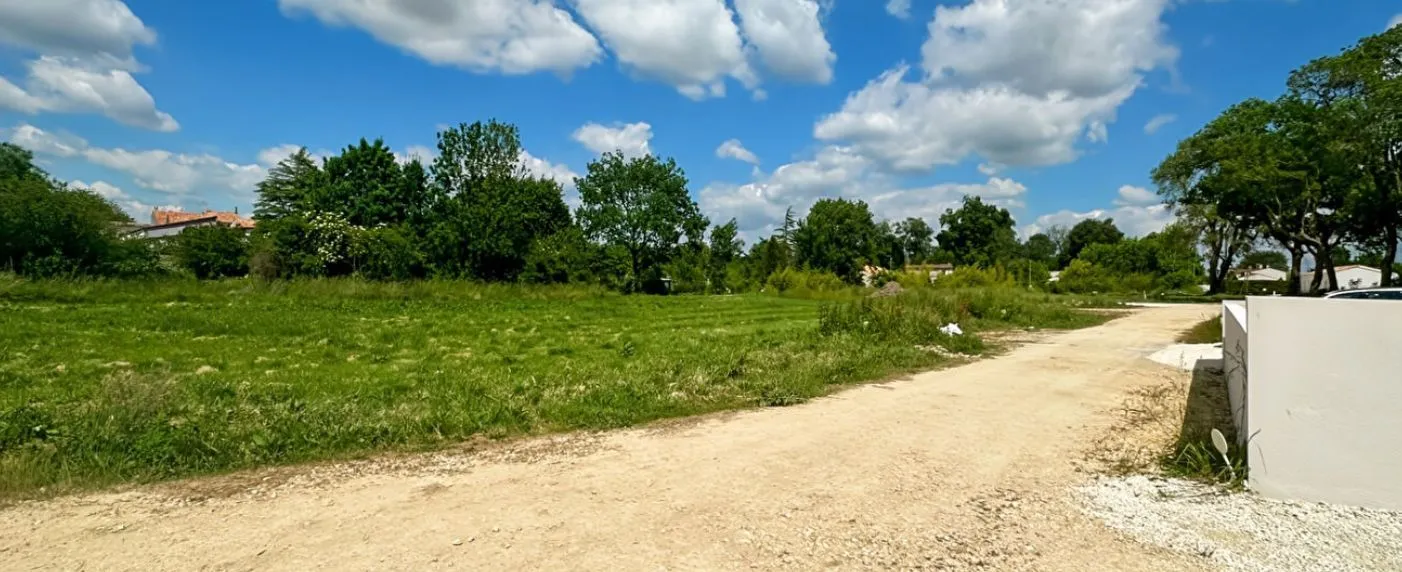 Terrain à bâtir à Gémozac