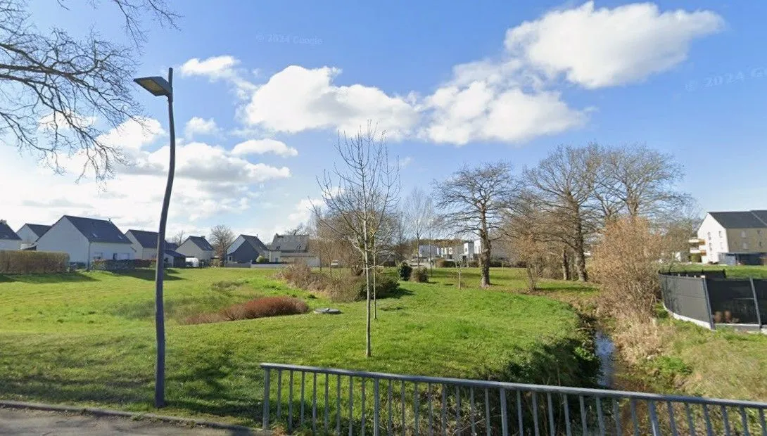 Terrain à bâtir 347 m² à La Gouesnière (35350)