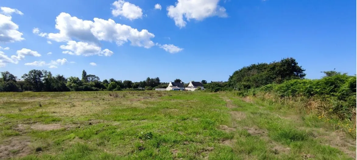 Terrain à bâtir 301 m² à Riantec (56670)