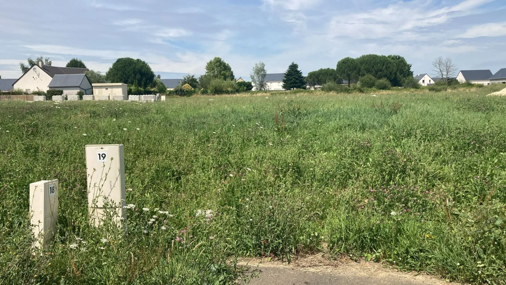 Terrain à bâtir 408 m² à Notre-Dame-d'Oé (37390)