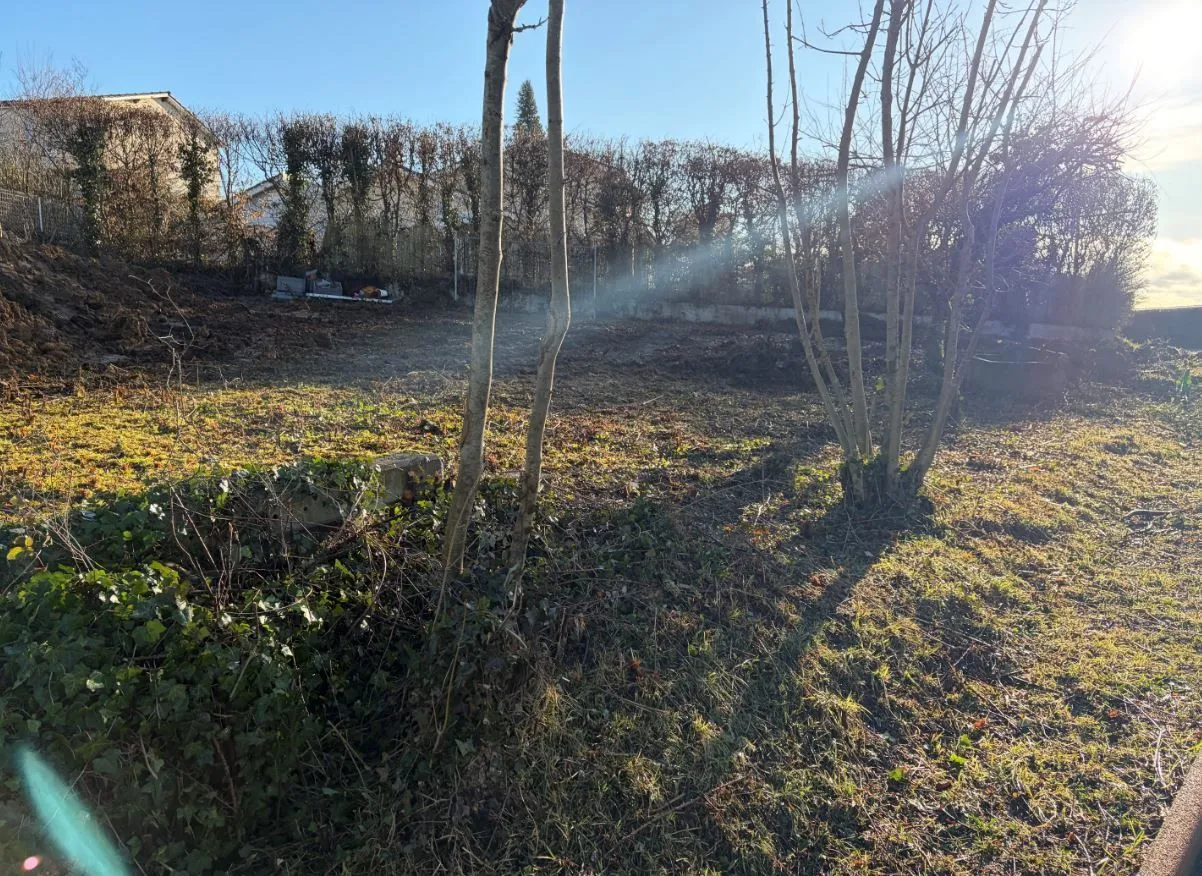 Terrain à bâtir 600 m² à Chazay-d'Azergues (69380)
