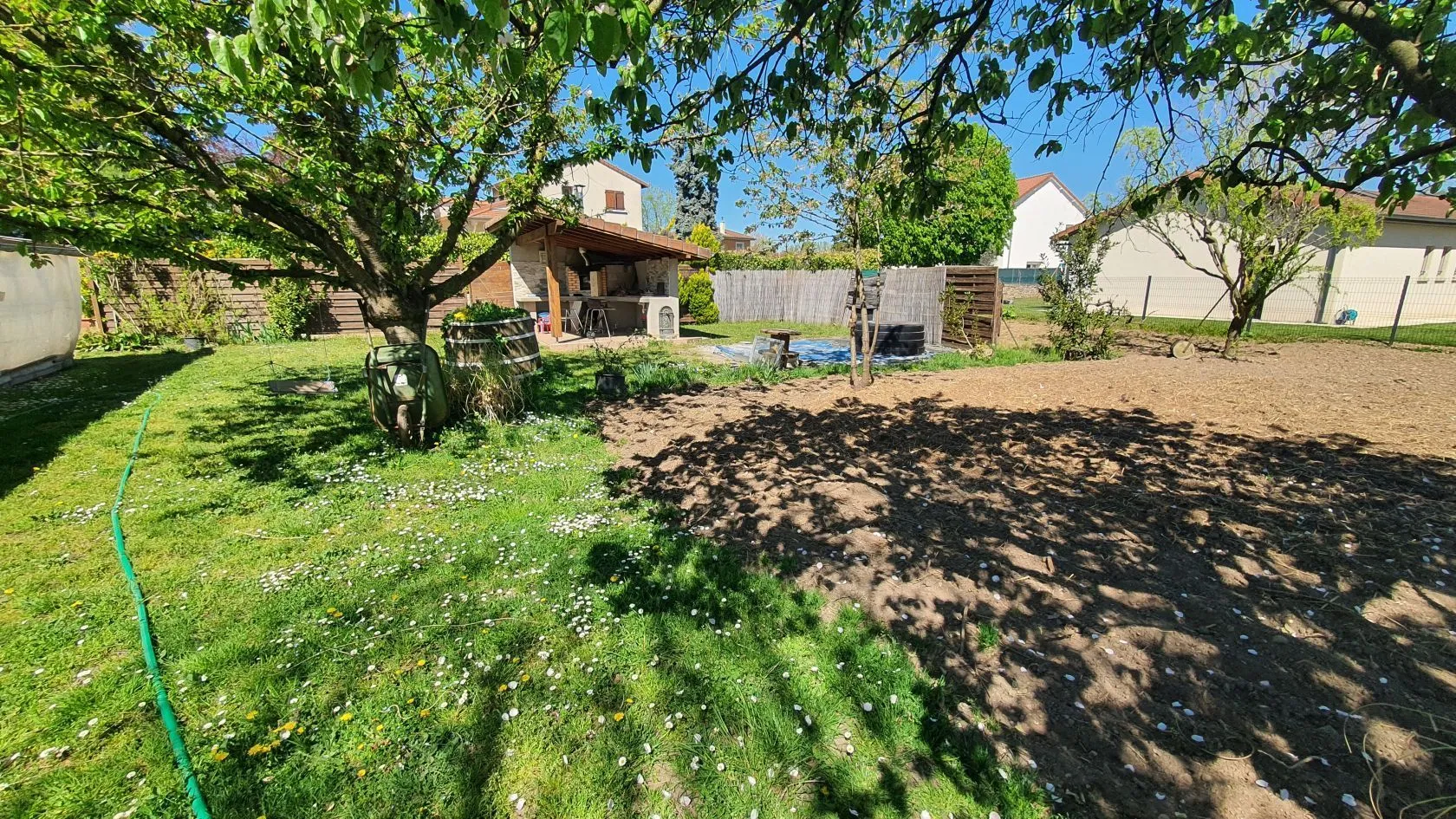 Terrain à bâtir 523 m² à Villemoirieu (38460)