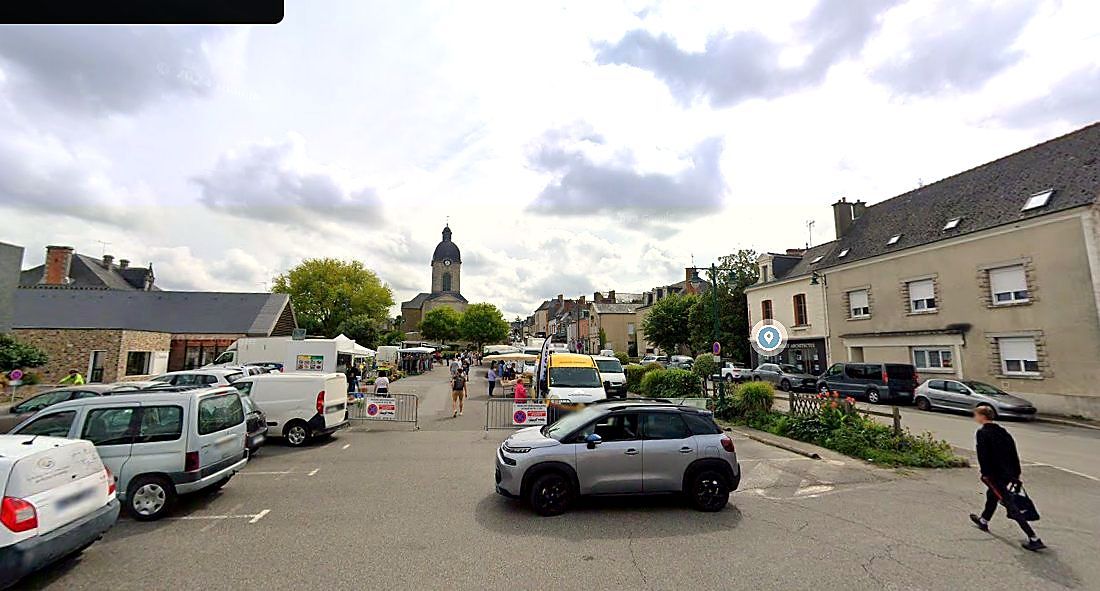 Terrain à bâtir 330 m² à Argentré-du-Plessis (35370)