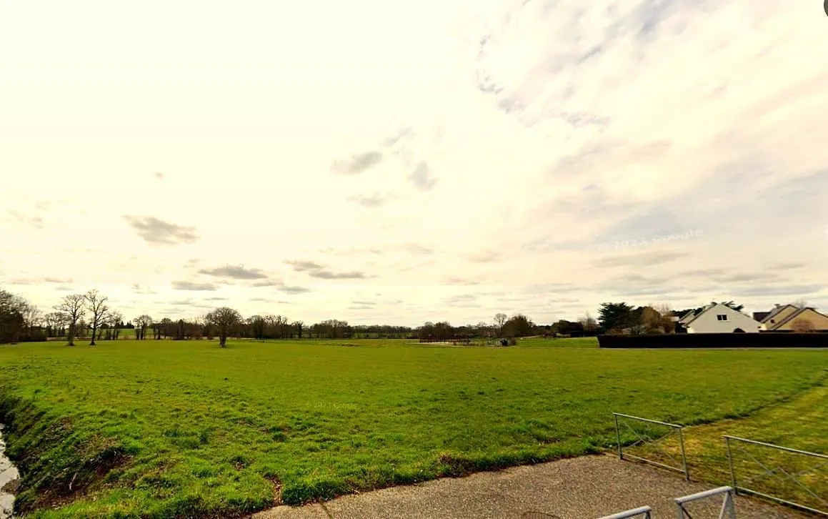 Terrain à bâtir 442 m² à Châteaugiron (35410)