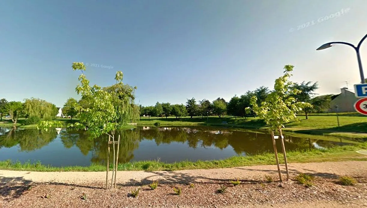 Terrain à bâtir 442 m² à Châteaugiron (35410)