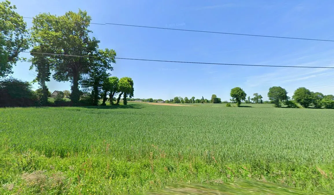 Terrain à bâtir 338 m² à Guipel (35440)