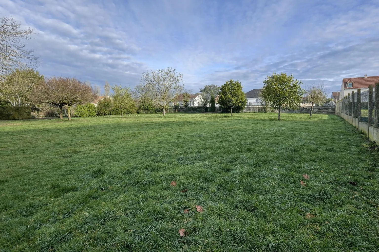 Terrain à bâtir 1012 m² à Vaux-le-Pénil (77000)