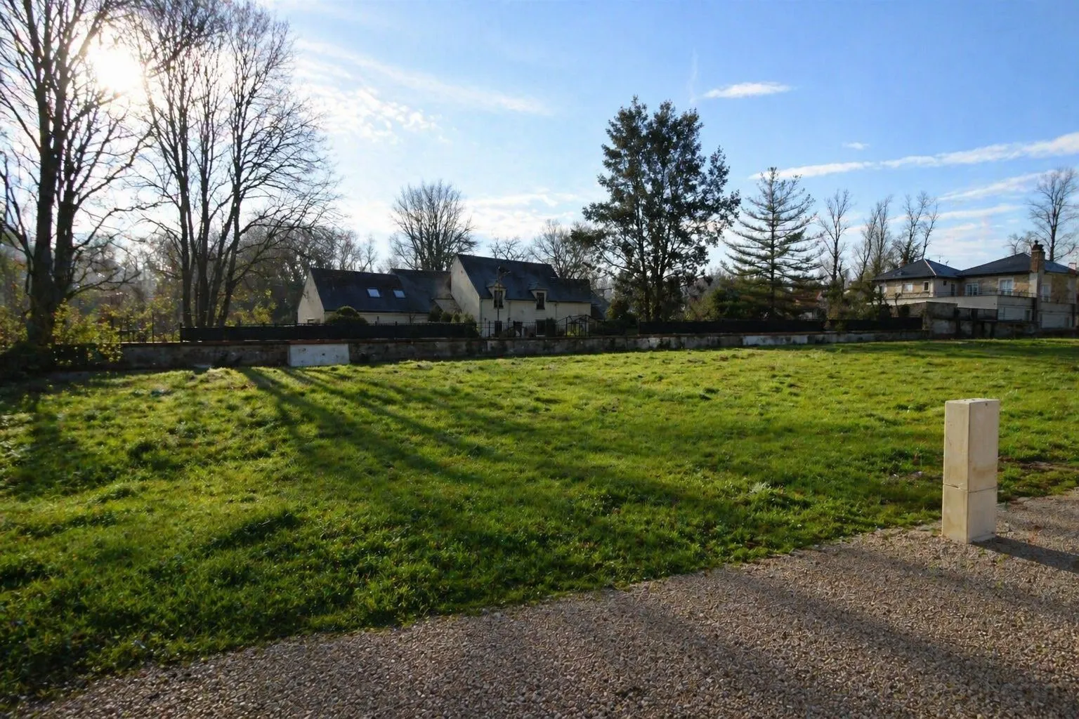 Terrain à bâtir à Le Mée-sur-Seine