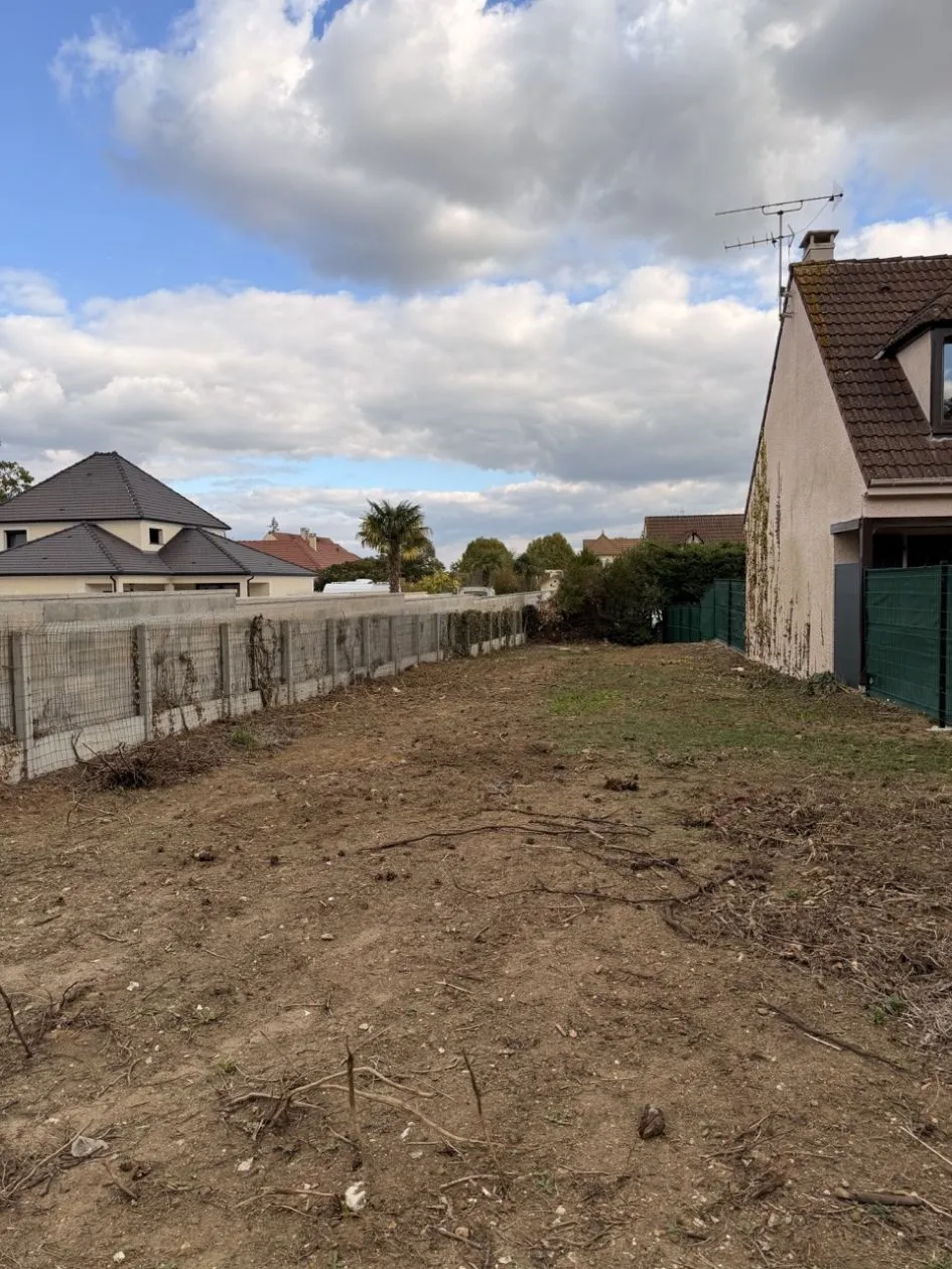 Terrain à bâtir 325 m² à Saint-Germain-lès-Arpajon (91180)