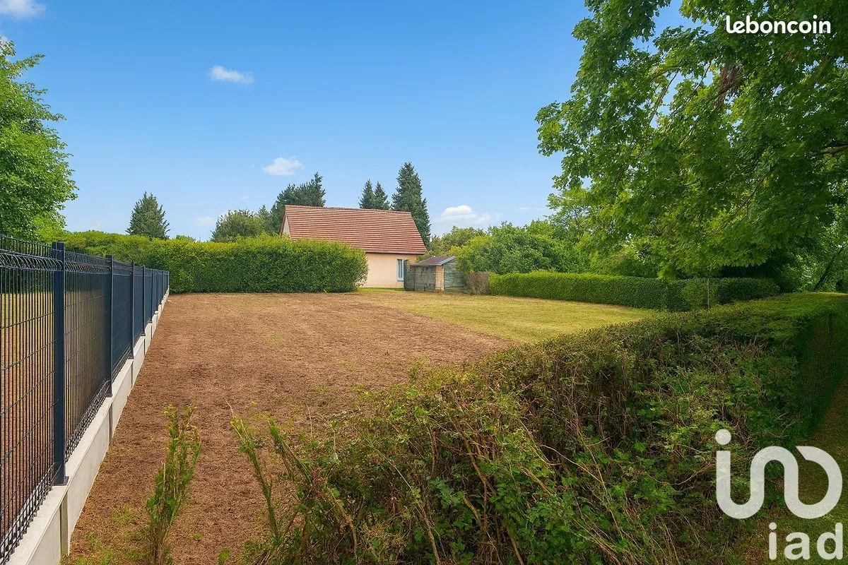 Terrain à bâtir 551 m² à Nangis (77370)