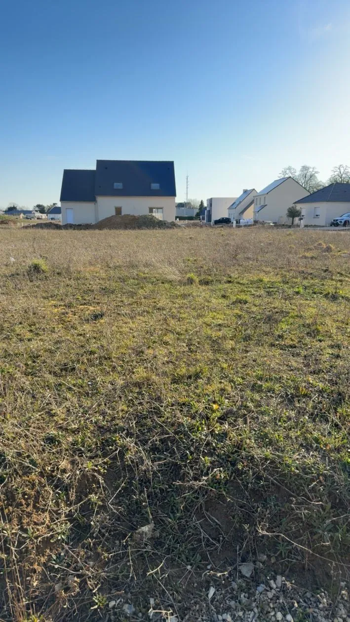 Terrain à bâtir 512 m² à Voves (28150)
