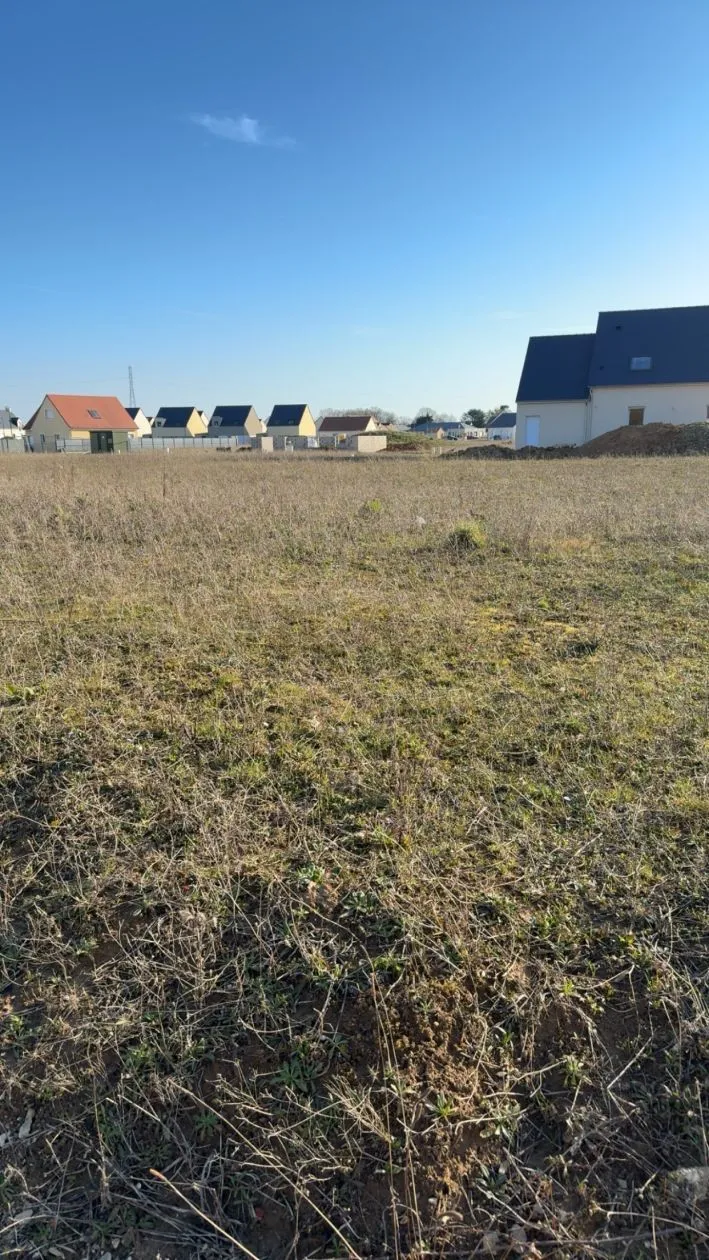 Terrain à bâtir 512 m² à Voves (28150)