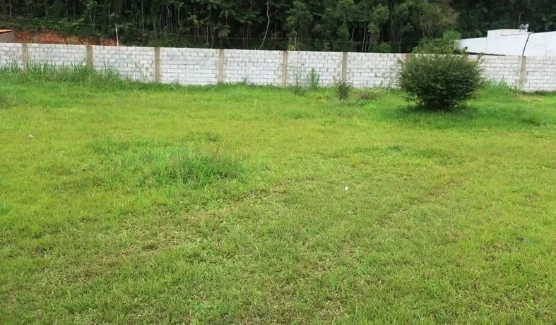 Terrain à bâtir 330 m² à Jouy-le-Moutier (95280)